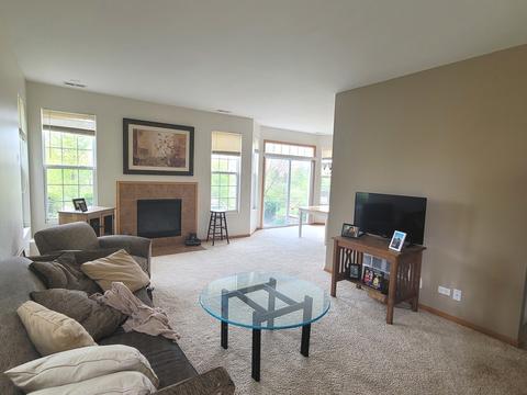 1481 Millbrook Dr, Algonquin, IL 60102 photo 3