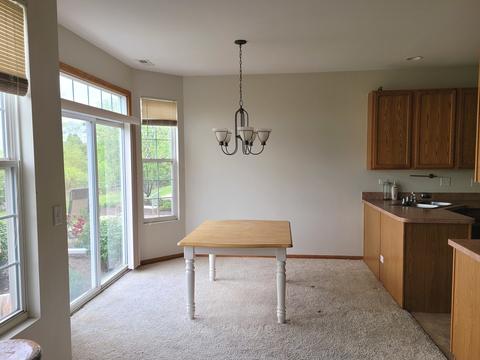 1481 Millbrook Dr, Algonquin, IL 60102 photo 5