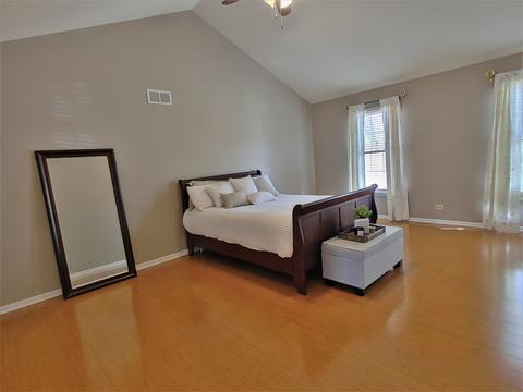 1150 Cobblers Xing, Elgin, IL 60120 photo 33