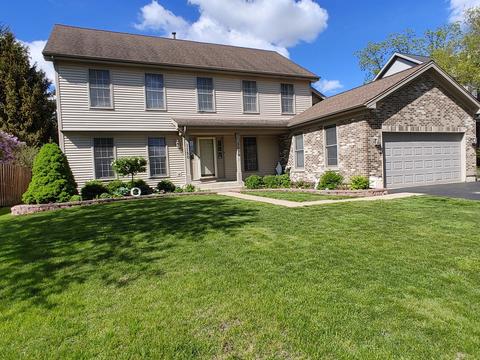 1150 Cobblers Xing, Elgin, IL 60120 photo 2