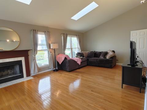 1150 Cobblers Xing, Elgin, IL 60120 photo 26