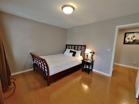 1150 Cobblers Xing, Elgin, IL 60120 photo 40