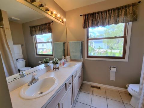 1150 Cobblers Xing, Elgin, IL 60120 photo 42