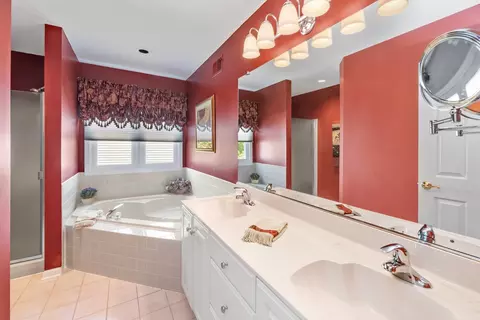 39 Forestview Ln, Aurora, IL 60502 photo 17