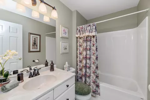 39 Forestview Ln, Aurora, IL 60502 photo 14