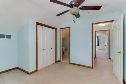 12 Edgewood Ct, Bloomington, IL 61701 photo 8