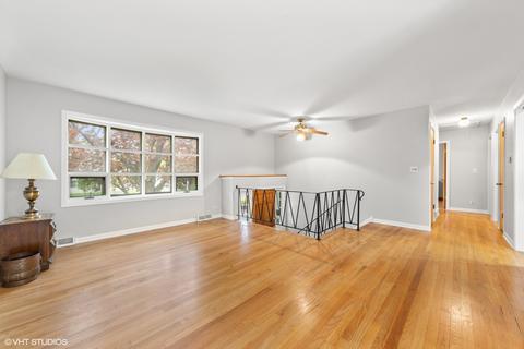 1222 Wilson Ave, Wheaton, IL 60189 photo 2
