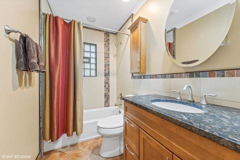 1222 Wilson Ave, Wheaton, IL 60189 photo 9