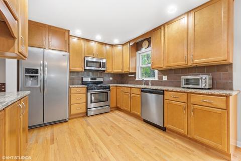 1222 Wilson Ave, Wheaton, IL 60189 photo 6