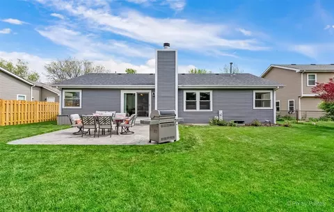 1749 Thorneapple Ln, Algonquin, IL 60102 photo 32
