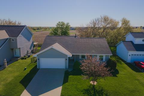1824 Chuck Murray Dr, Normal, IL 61761 photo 3