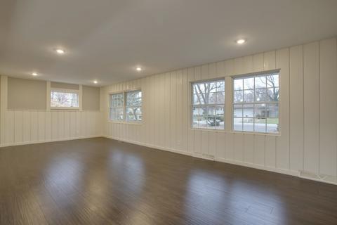 1911 David Dr, Champaign, IL 61821 photo 2