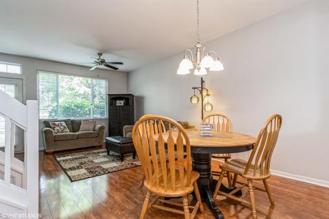 3043 Anton Dr, Aurora, IL 60504 photo 8