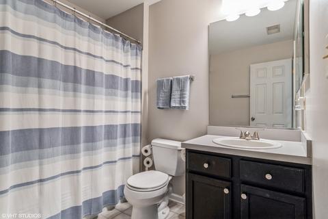 3043 Anton Dr, Aurora, IL 60504 photo 10