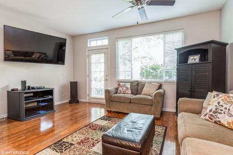 3043 Anton Dr, Aurora, IL 60504 photo 4