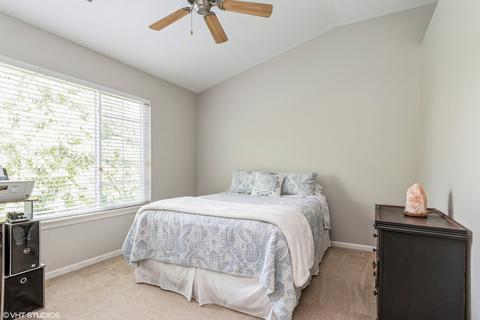 3043 Anton Dr, Aurora, IL 60504 photo 13