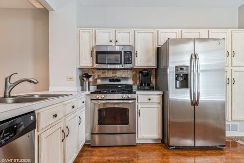 3043 Anton Dr, Aurora, IL 60504 photo 7