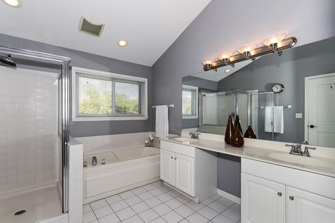 1352 Windgate Ct, Bartlett, IL 60103 photo 21