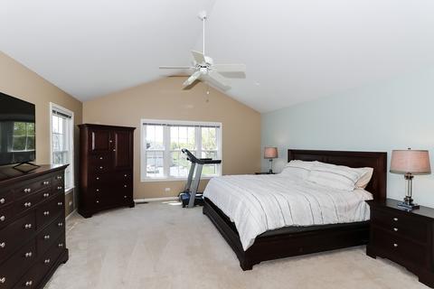 1352 Windgate Ct, Bartlett, IL 60103 photo 19