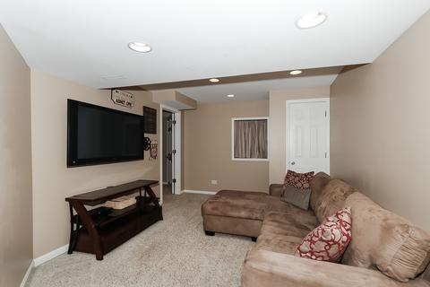 1352 Windgate Ct, Bartlett, IL 60103 photo 27