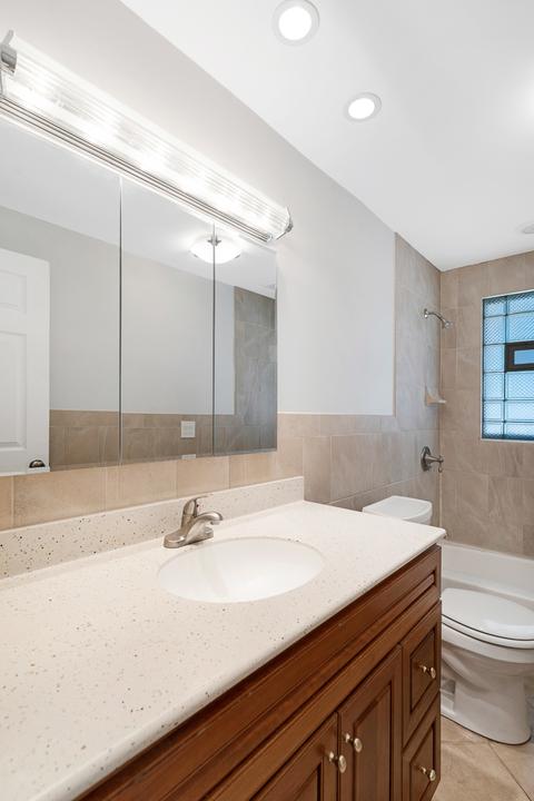 267 E Belden Ave, Elmhurst, IL 60126 photo 25