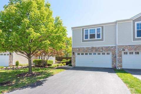 4031 Blackstone Dr, Aurora, IL 60504 photo 1