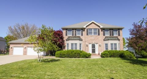 47 Pebblebrook Ct, Bloomington, IL 61705 photo 1