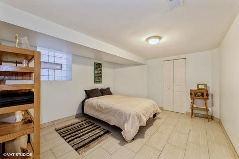 1124 E 44th St, Chicago, IL 60653 photo 19