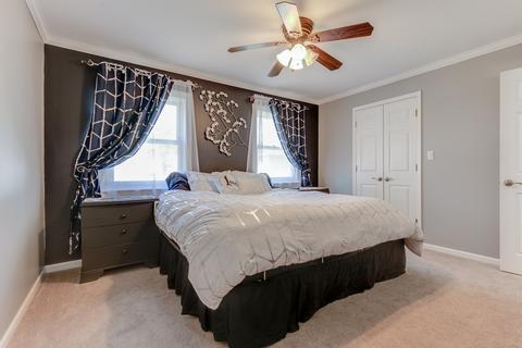 2404 Manor Ln, Mchenry, IL 60051 photo 14