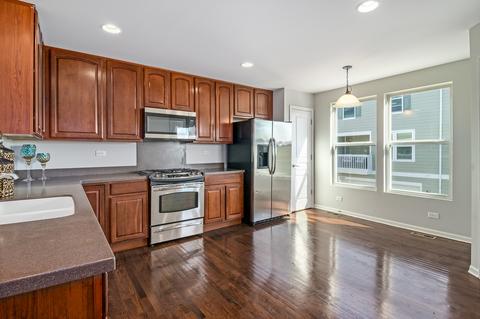 1085 Crane, Elgin, IL 60124 photo 7