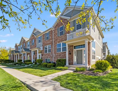 1085 Crane, Elgin, IL 60124 photo 1