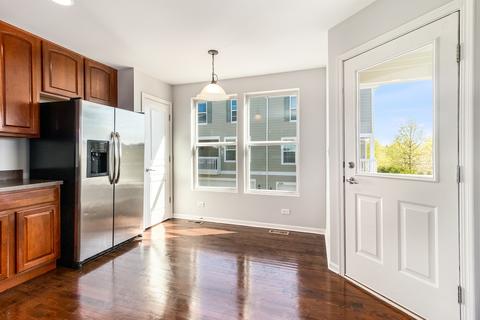 1085 Crane, Elgin, IL 60124 photo 9