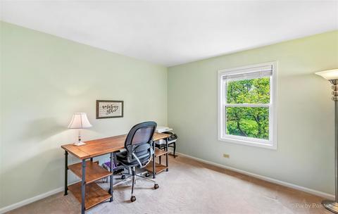2633 Colonial Dr, Elgin, IL 60124 photo 24