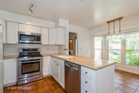 1079 Pear Tree Ln, Wheeling, IL 60090 photo 7