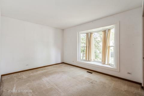 1079 Pear Tree Ln, Wheeling, IL 60090 photo 12