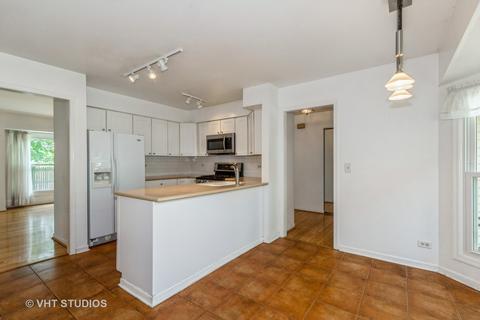 1079 Pear Tree Ln, Wheeling, IL 60090 photo 8