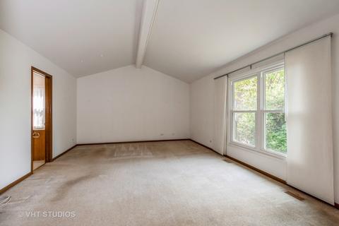 1079 Pear Tree Ln, Wheeling, IL 60090 photo 10