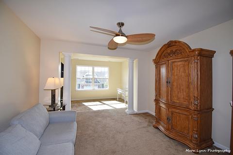 1044 Broadmoor Dr, Elgin, IL 60124 photo 21