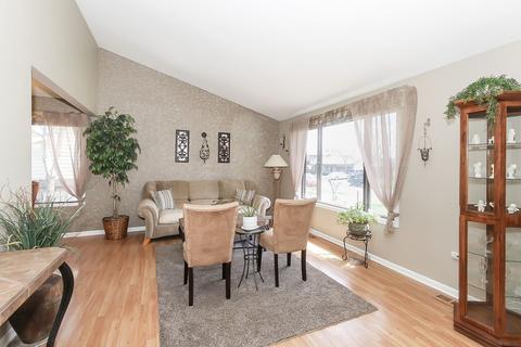 864 Marina Ter E, Bartlett, IL 60103 photo 2