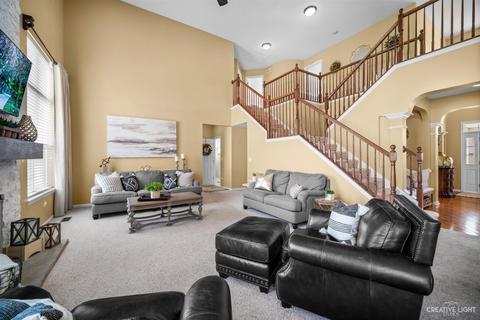 2885 Killarny Dr, Elgin, IL 60124 photo 6