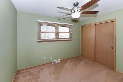 1410 Anthony Rd, Wheeling, IL 60090 photo 18