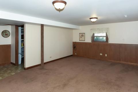 1410 Anthony Rd, Wheeling, IL 60090 photo 12