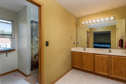 1902 Windstone Dr, Plainfield, IL 60586 photo 32