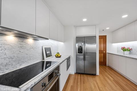 100 E Huron St #3805, Chicago, IL 60611 photo 12