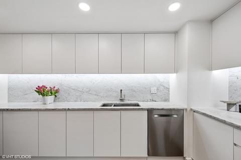 100 E Huron St #3805, Chicago, IL 60611 photo 14