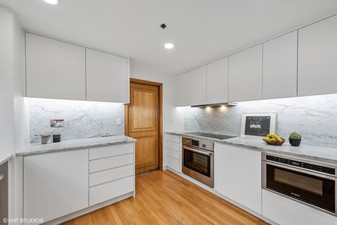 100 E Huron St #3805, Chicago, IL 60611 photo 13