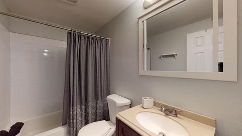 464 N Commonwealth Ave, Elgin, IL 60123 photo 25
