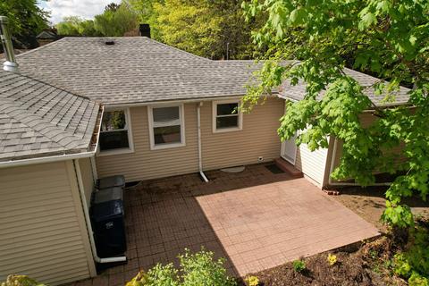 464 N Commonwealth Ave, Elgin, IL 60123 photo 26
