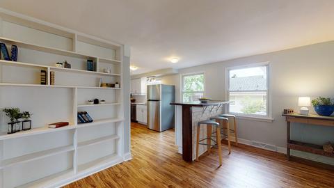 464 N Commonwealth Ave, Elgin, IL 60123 photo 9