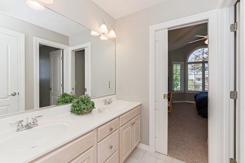 6 Stonehedges Ct, Bloomington, IL 61705 photo 76